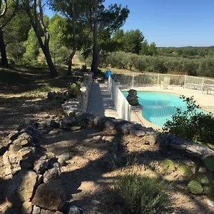 les-mazets-de-la-reine-pedauque.fr-provencehotel.com/